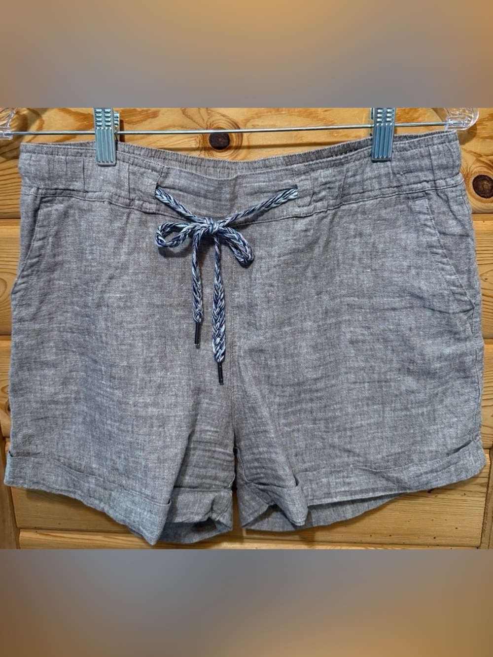 Eddie Bauer Drawstring Linen-Blend Women’s Shorts - Tan Khaki color Medium
